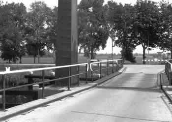 De Leeterbrug. De foto is gemaakt in 1982.